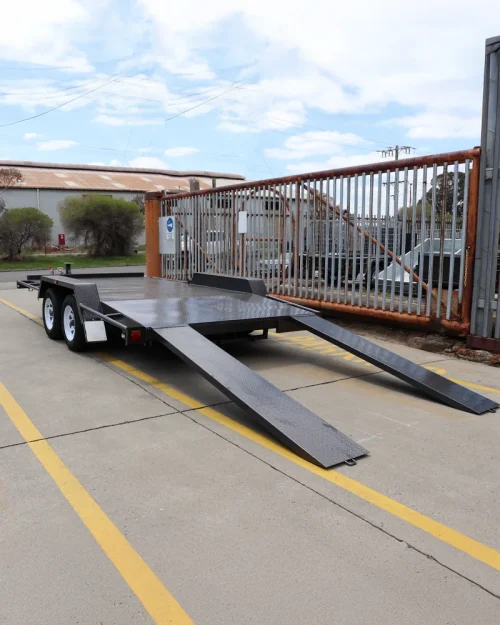 14x6x6 Semi Flat Top Beaver Tail Car Carrier Trailer for Sale 2800 KG GVM